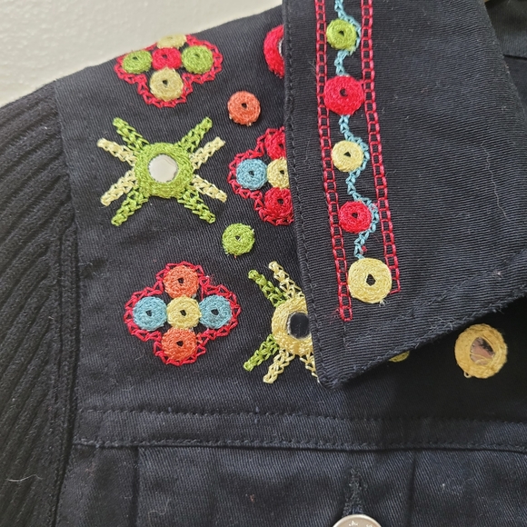 ONE GIRL WHO - Picture 4 of 9